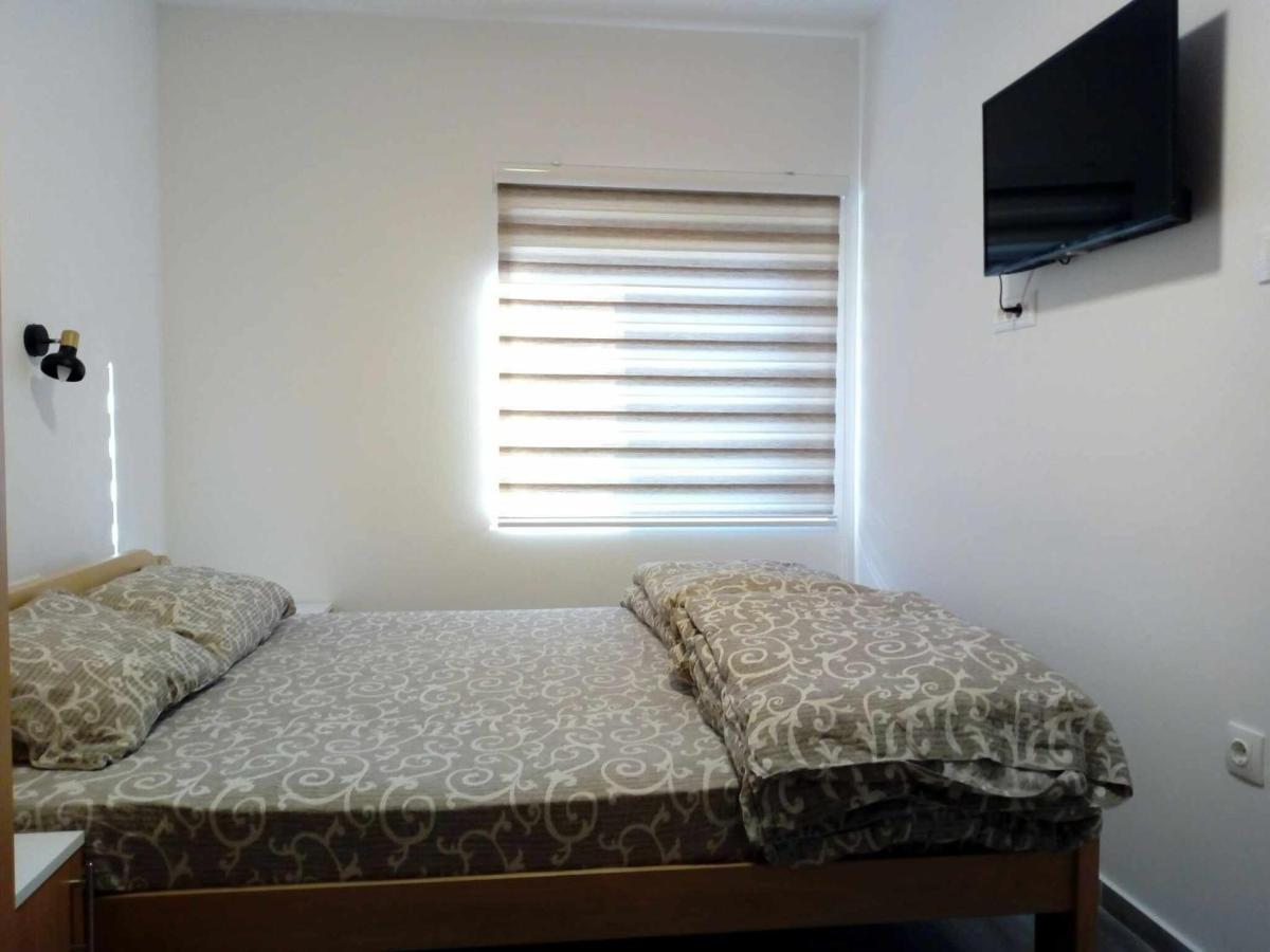 Std Cvetkovic Bed & Breakfast Crni Vrh Exterior photo
